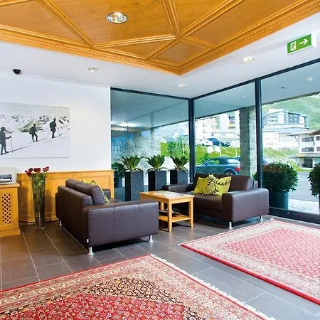 Alpinlodges 아파트 *