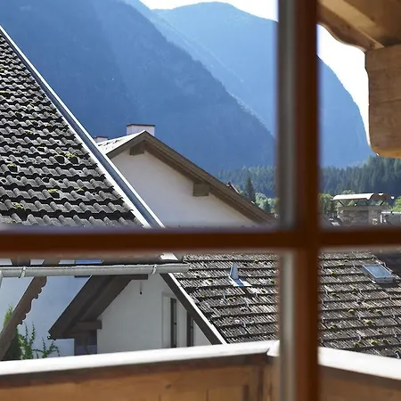Alpinlodges Apartment *